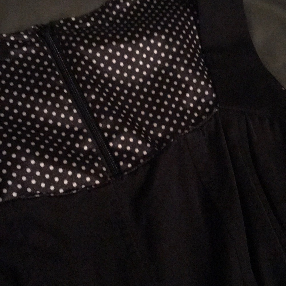 Bebe Dress - Picture 3 of 3